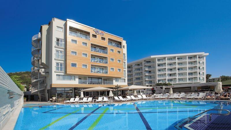 Cettia Beach Resort Hotel