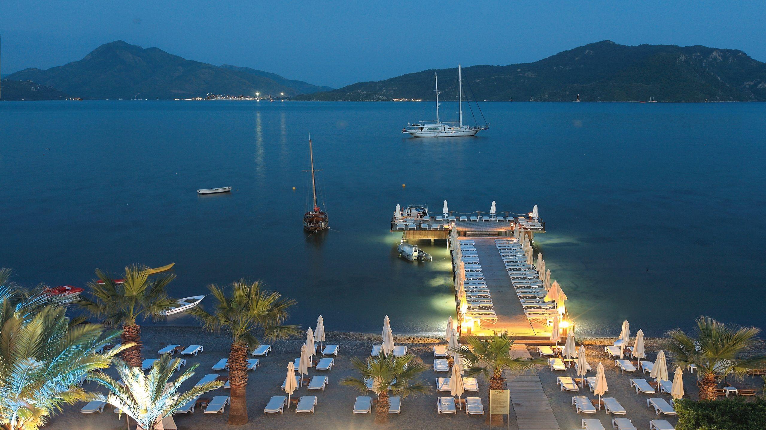 Cettia Beach Resort Hotel