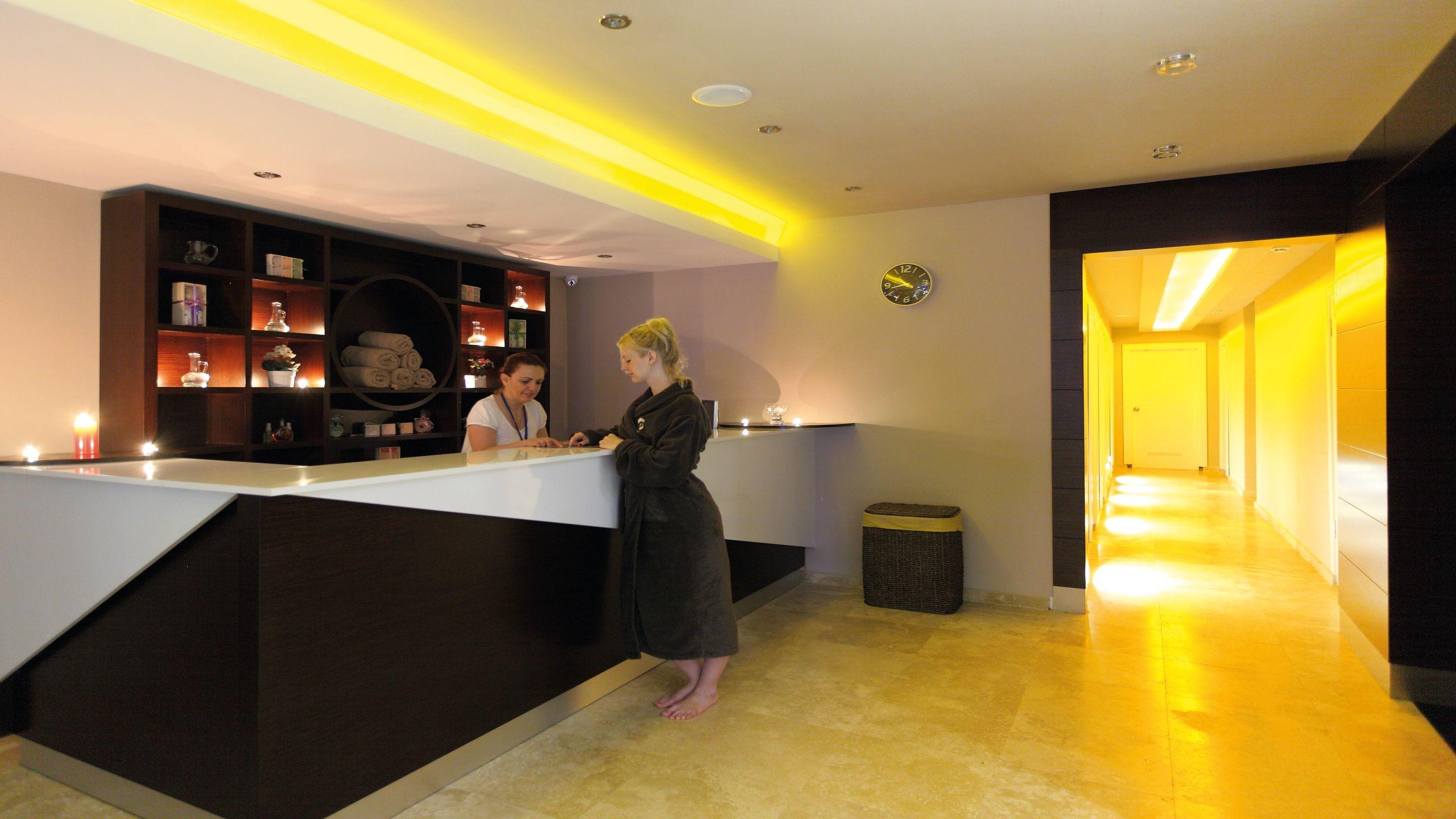 Cettia Beach Resort Hotel