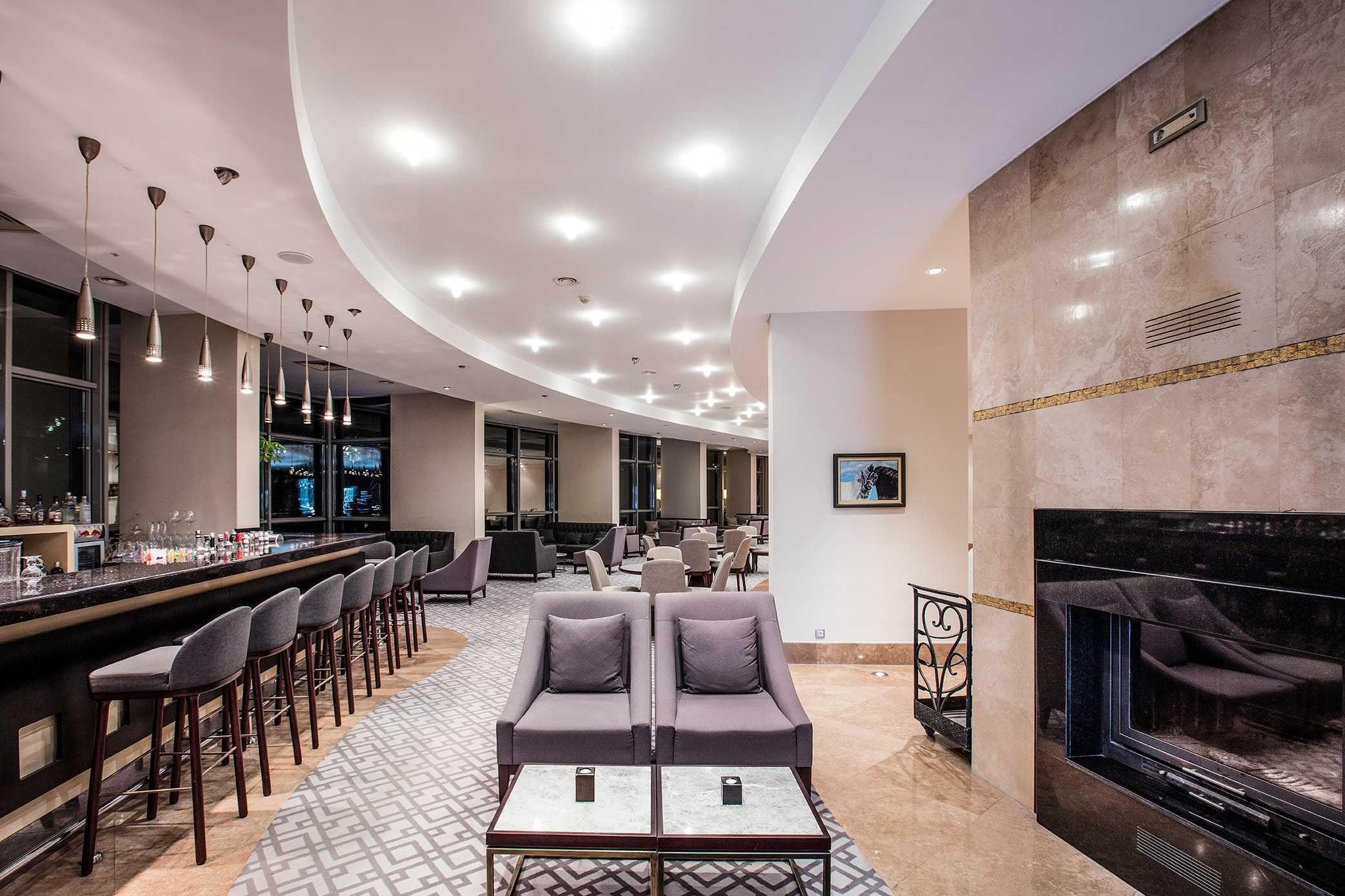 Charisma De Luxe Hotel