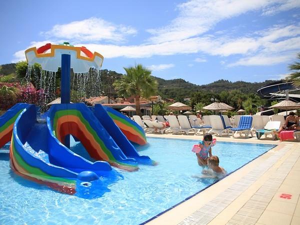 Club Alpina Apartments