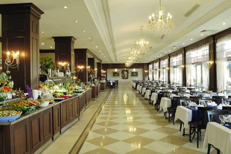 Club Cactus Paradise