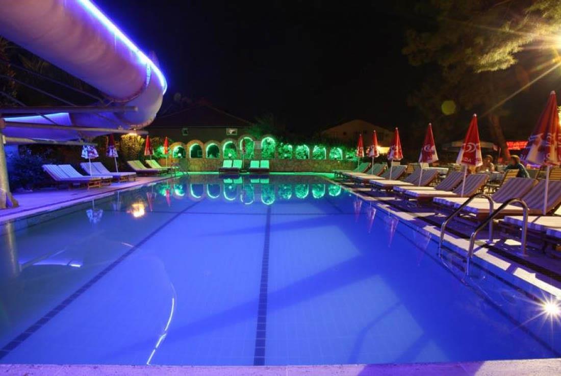 Club Ecrin Hotel