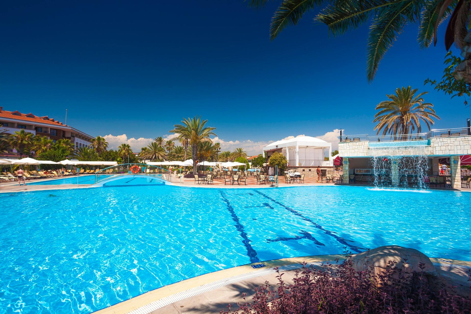 Club Hotel Turan Prince World