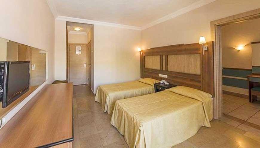 Club Munamar Beach Resort