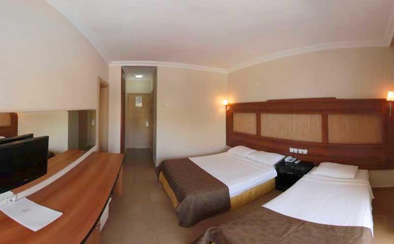 Club Munamar Beach Resort