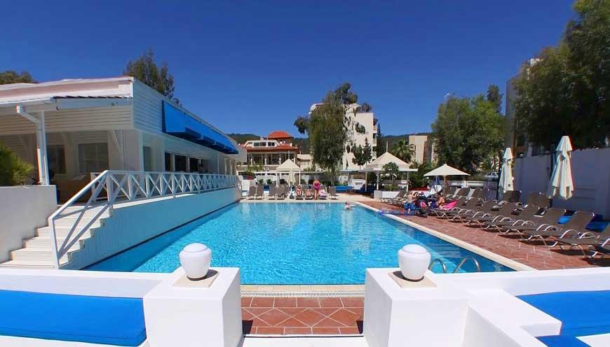 Club Munamar Beach Resort