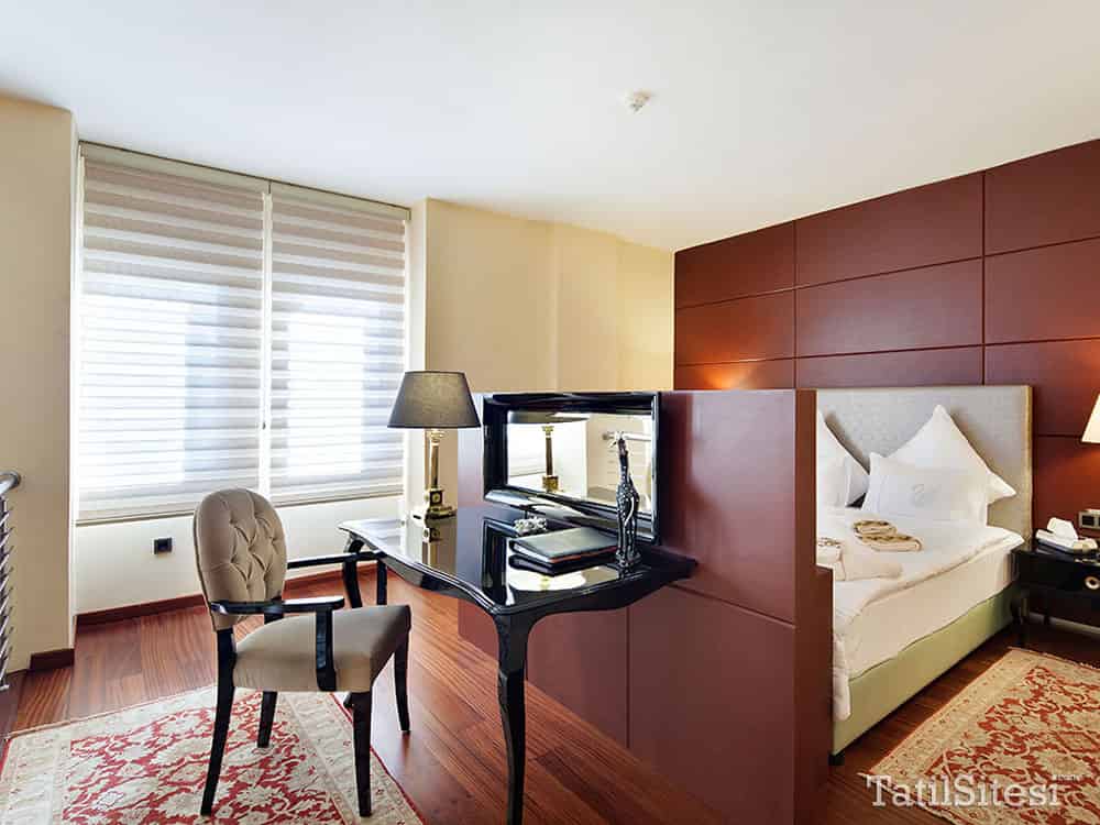 Colossae Thermal Spa Hotel