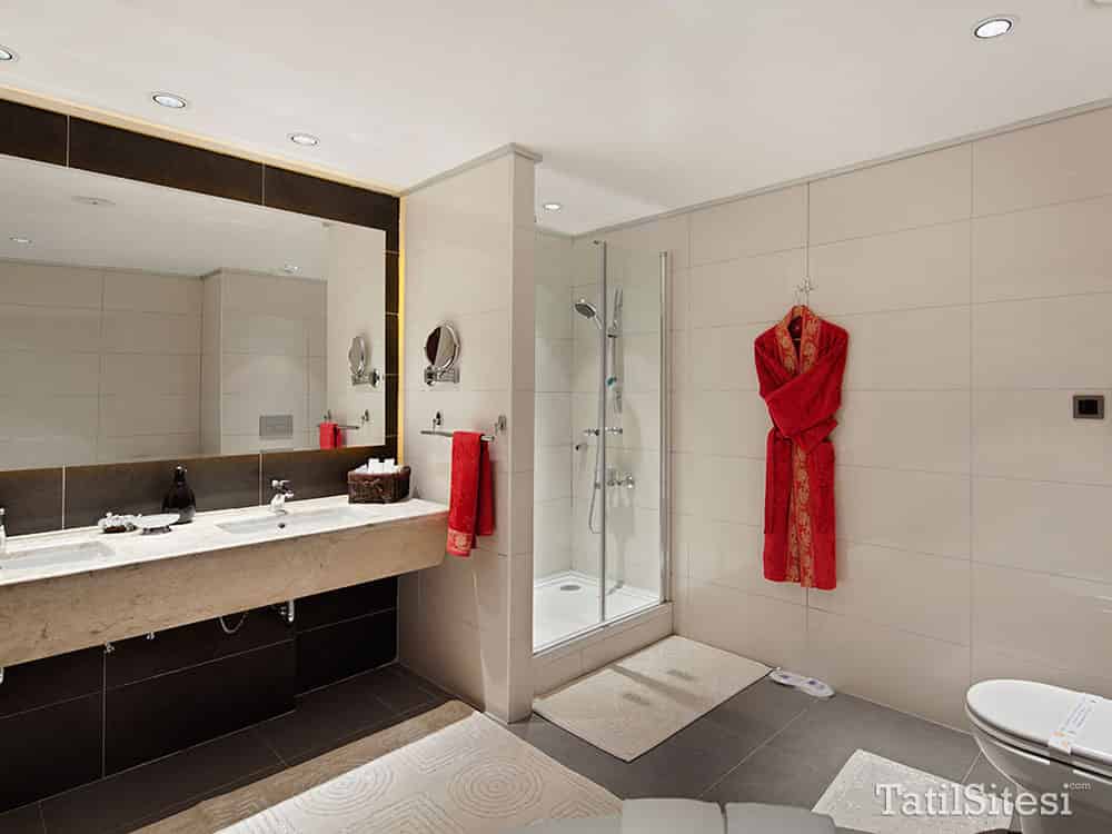 Colossae Thermal Spa Hotel