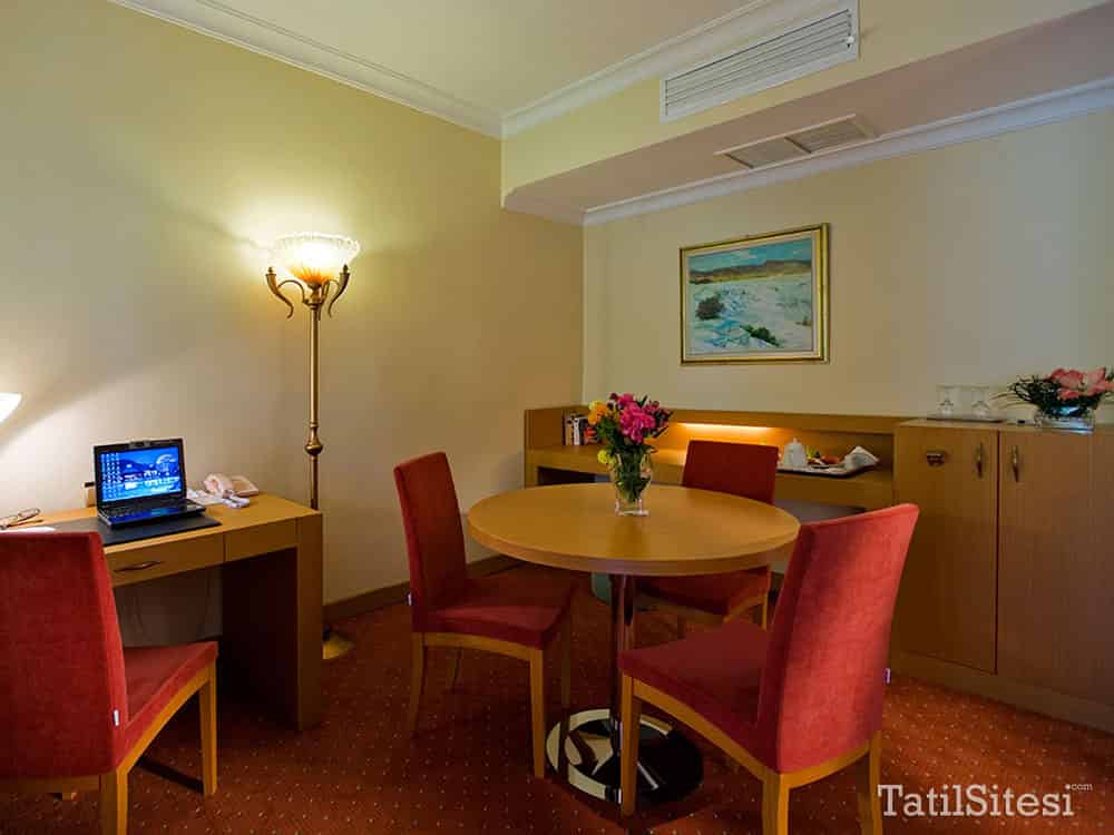 Colossae Thermal Spa Hotel