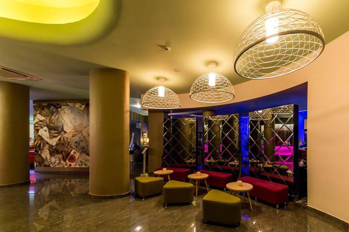 Cosmopolitan Resort Hotel