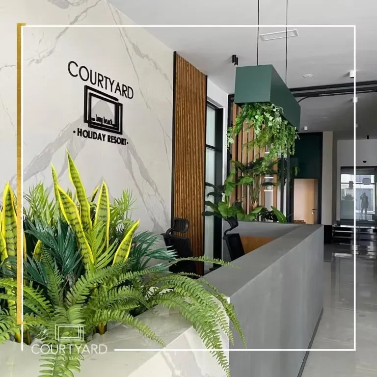 Courtyard Long Beach