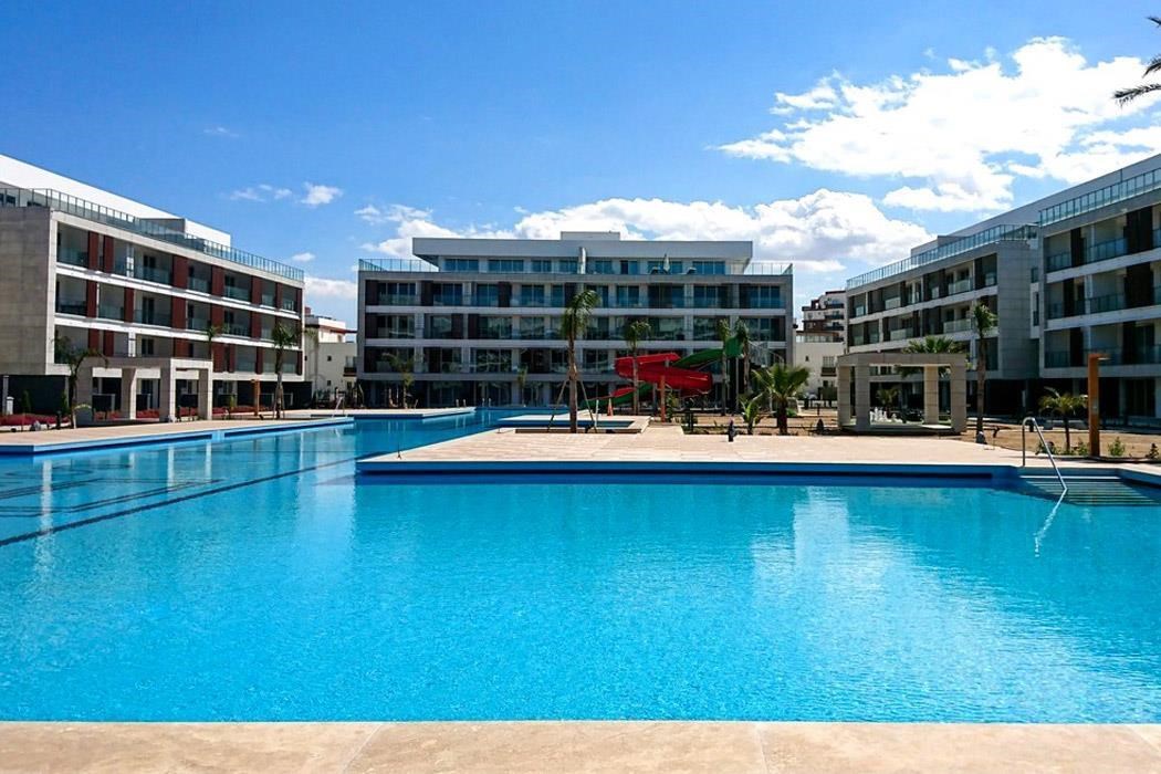 Courtyard Long Beach