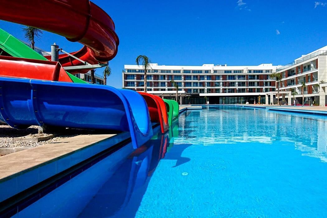 Courtyard Long Beach