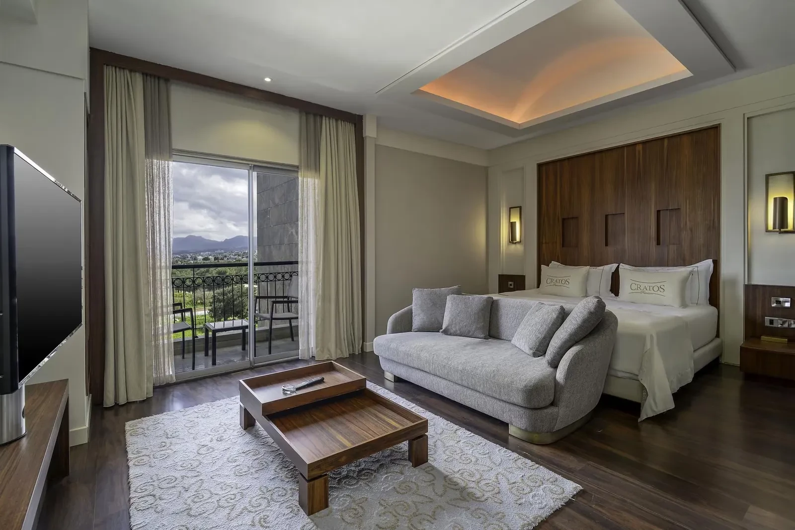 Cratos Premium Hotel Port Spa