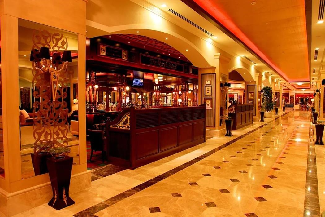 Cratos Premium Hotel Port Spa