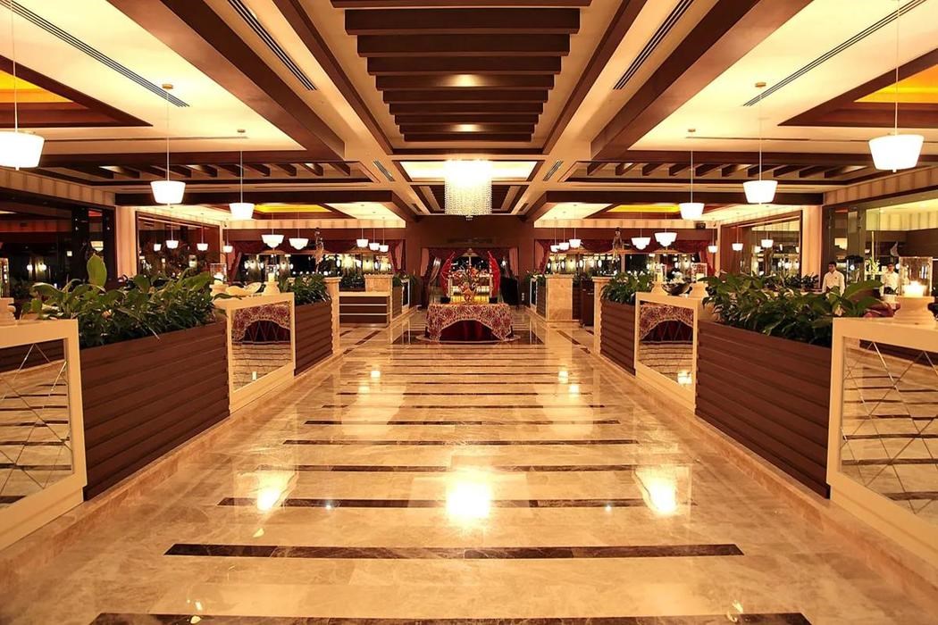 Cratos Premium Hotel Port Spa