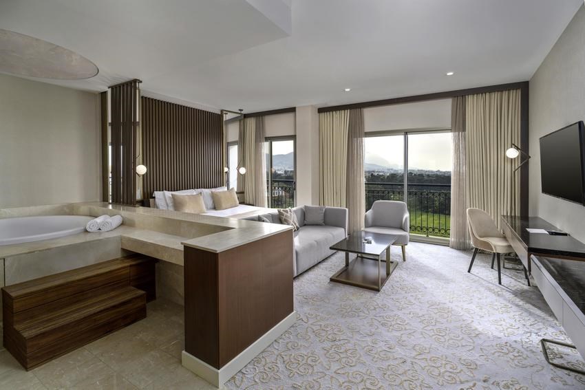 Cratos Premium Hotel Port Spa