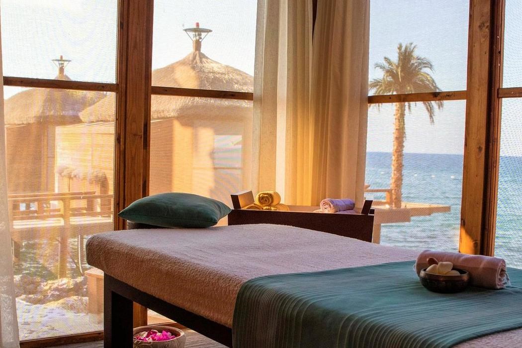 Cratos Premium Hotel Port Spa