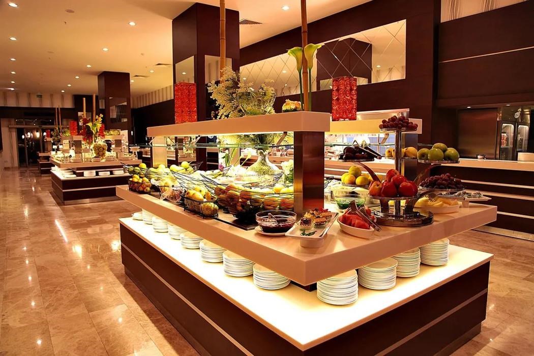 Cratos Premium Hotel Port Spa