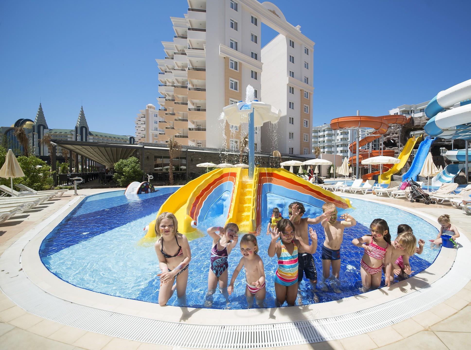 Crew Ramada Resort Lara