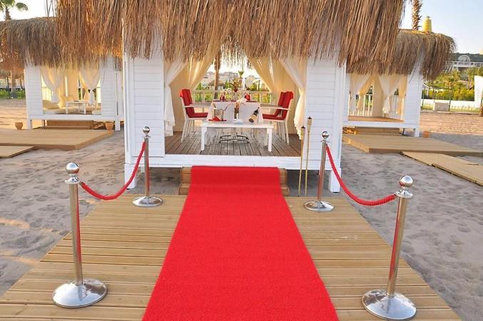 Crew Ramada Resort Lara