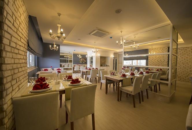 Crew Ramada Resort Lara