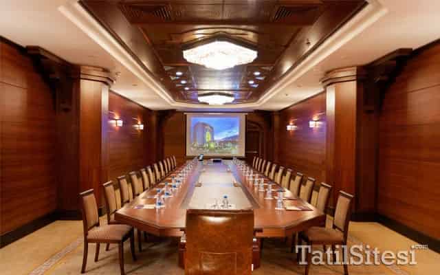 Crowne Plaza Antalya