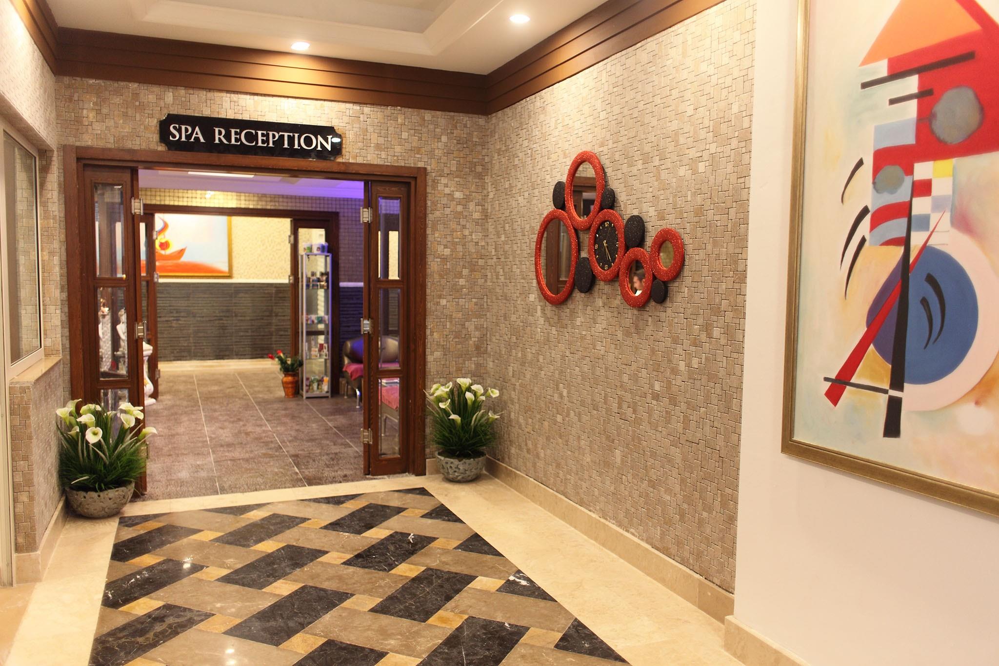 Crystal Aura Beach Resort & SPA Hotel