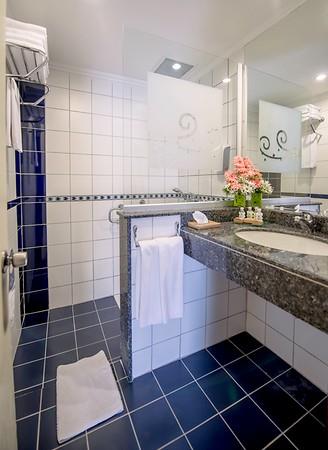 Crystal Aura Beach Resort & SPA Hotel