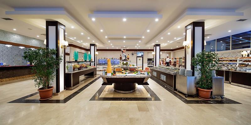 Crystal Aura Beach Resort & SPA Hotel