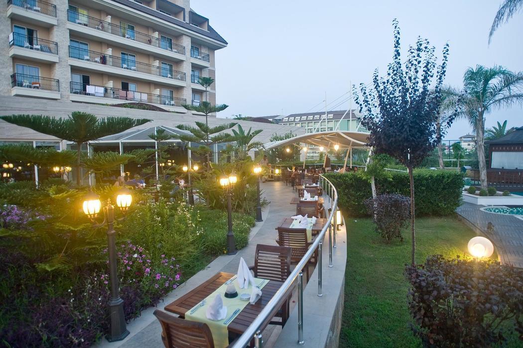 Crystal Family Resort & SPA Hotel