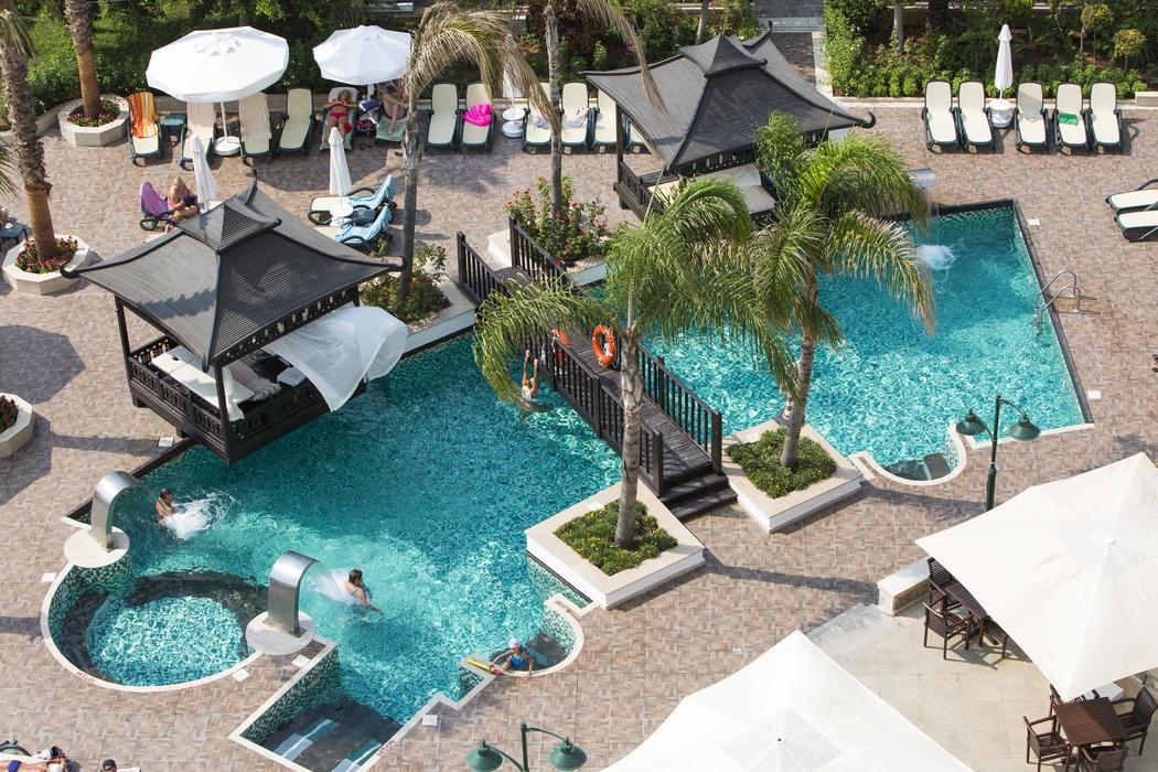 Crystal Family Resort & SPA Hotel