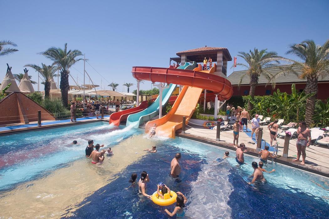 Crystal Family Resort & SPA Hotel