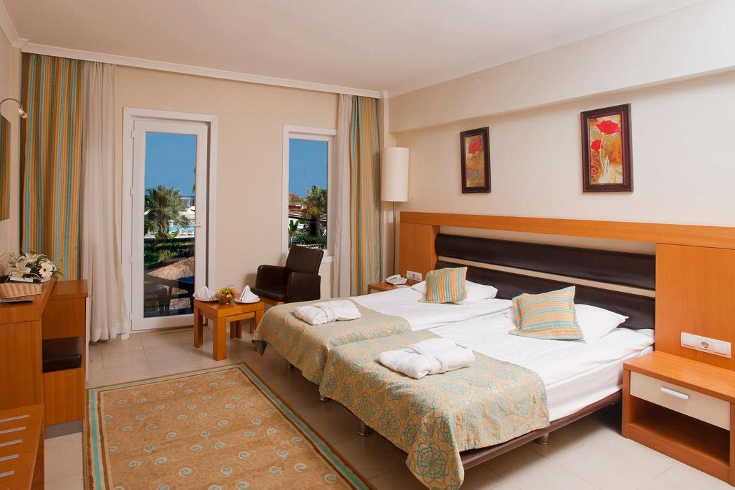 Crystal Flora Beach Resort