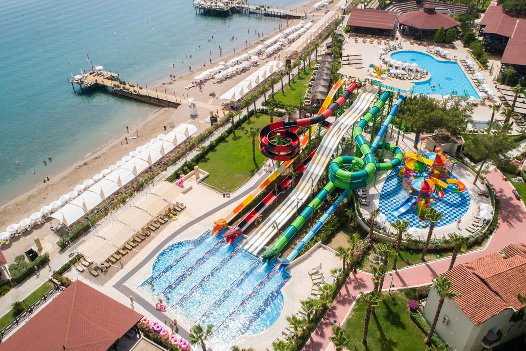 Crystal Flora Beach Resort