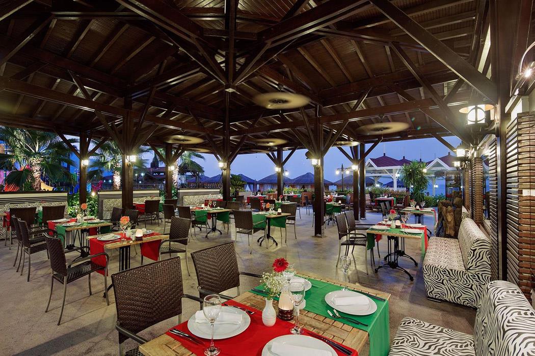 Crystal Flora Beach Resort