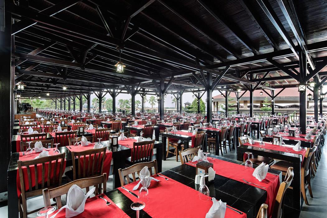 Crystal Flora Beach Resort