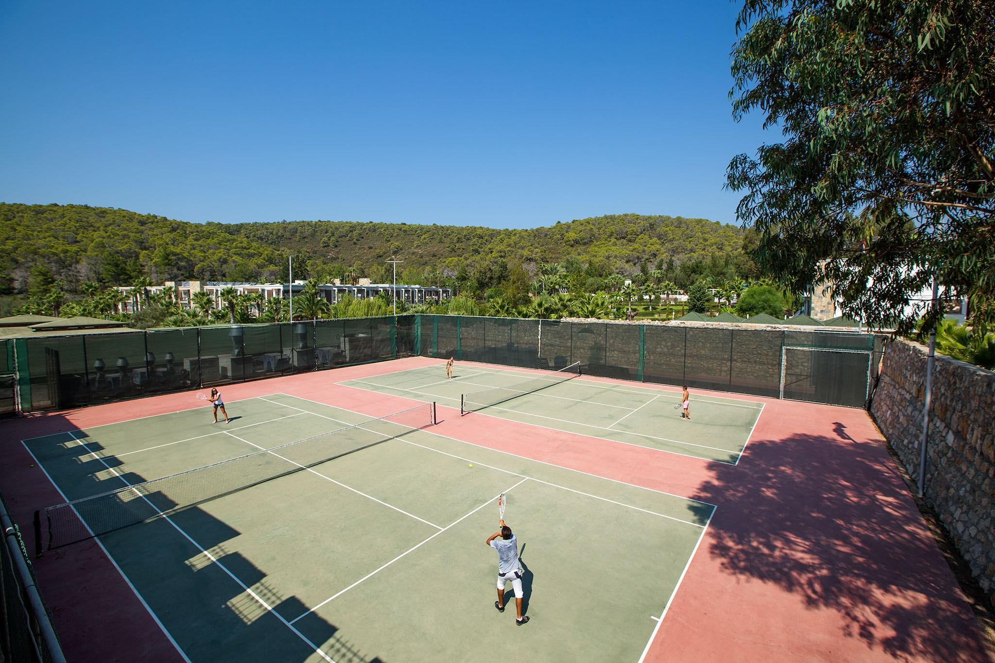 Crystal Green Bay Resort Spa