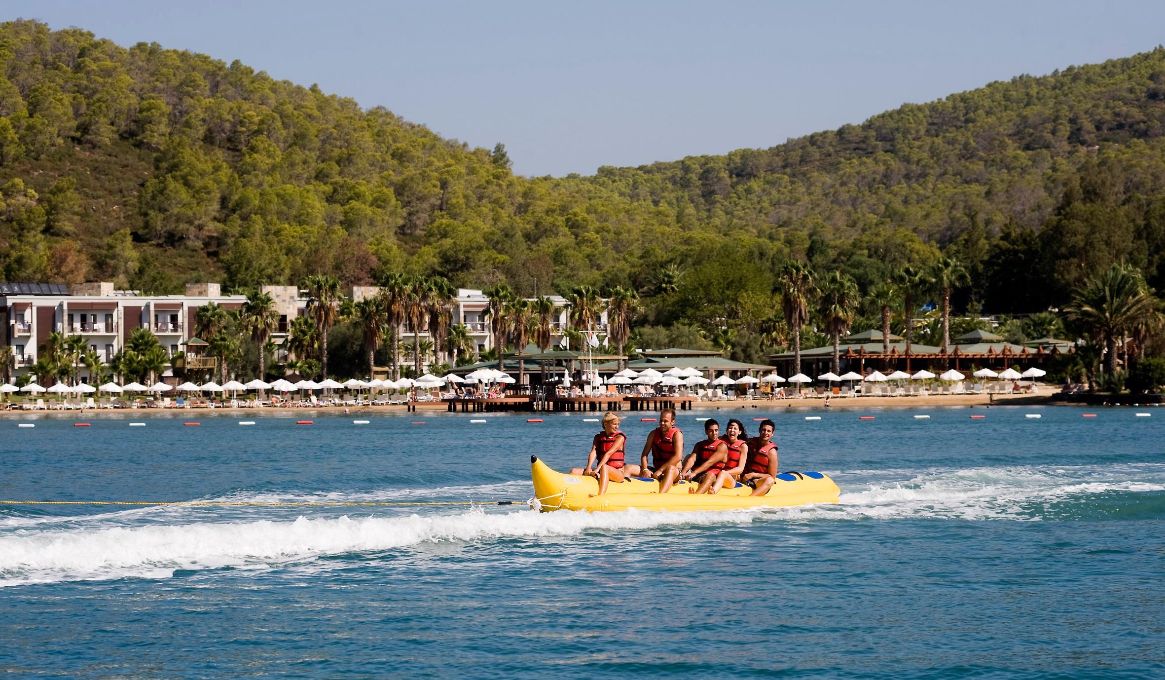 Crystal Green Bay Resort Spa