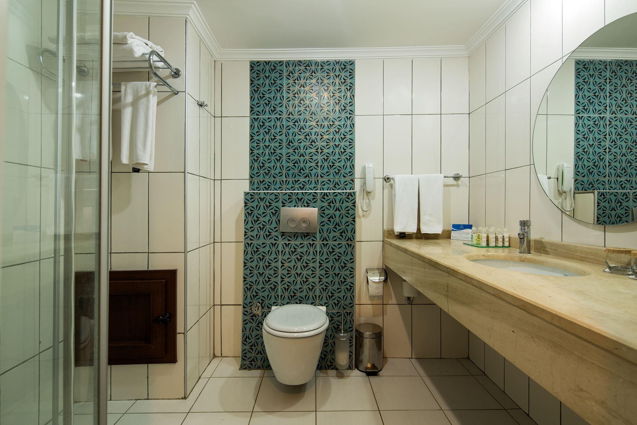 Crystal Green Bay Resort Spa