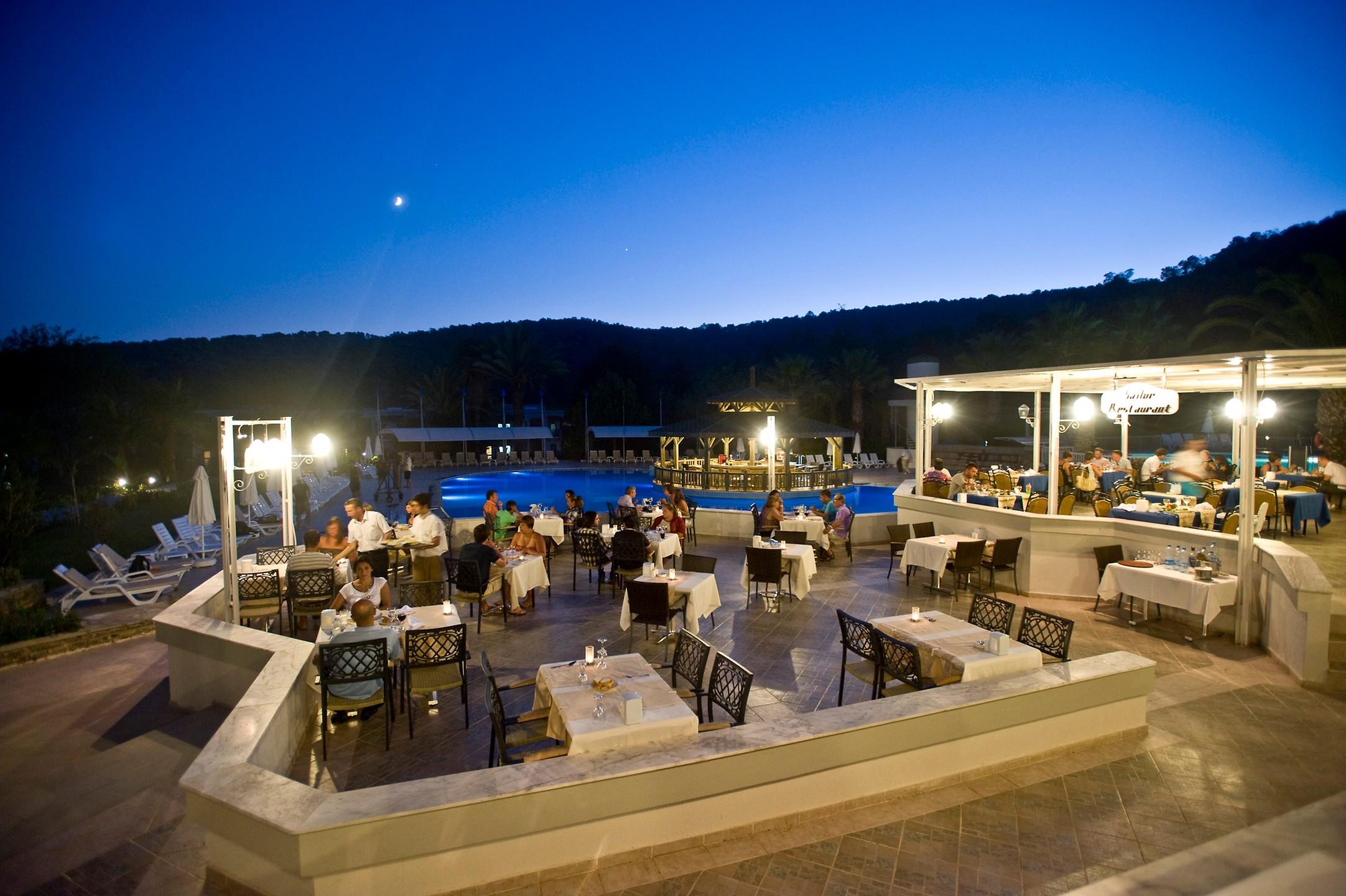 Crystal Green Bay Resort Spa