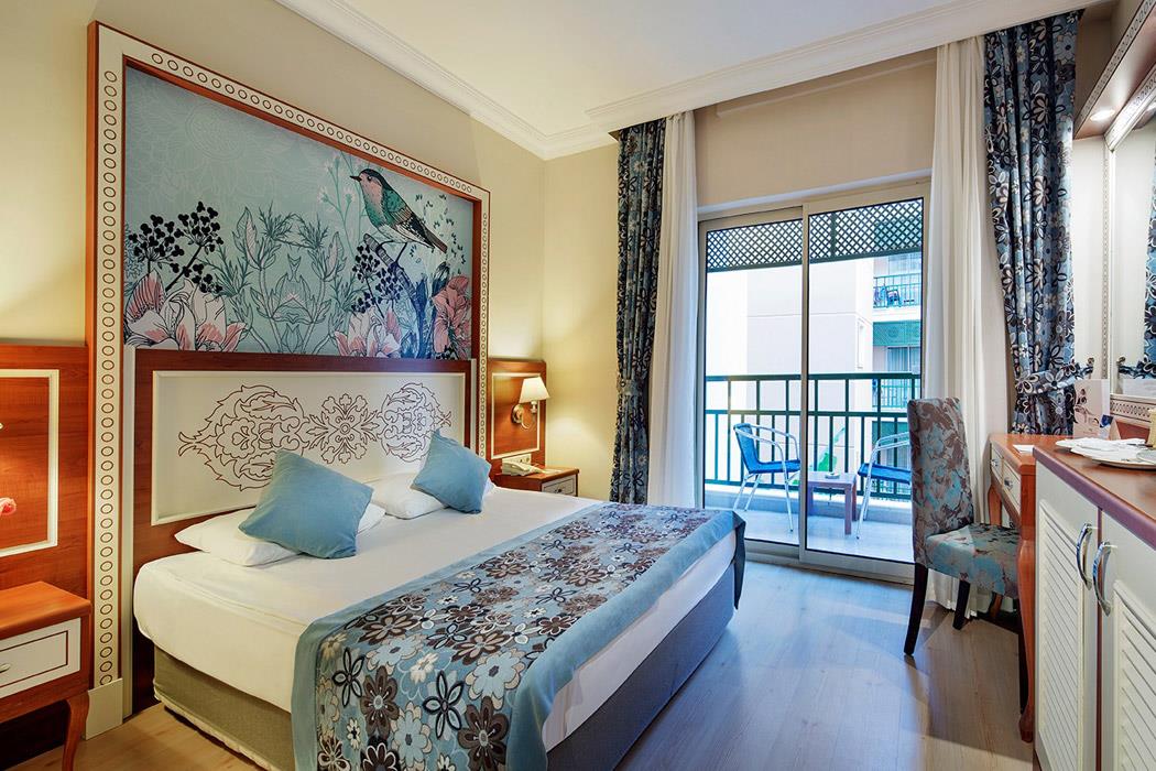 Crystal Paraiso Verde Resort & SPA