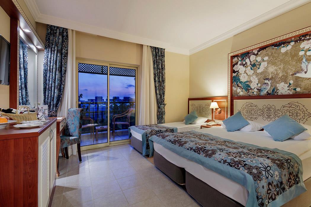 Crystal Paraiso Verde Resort & SPA