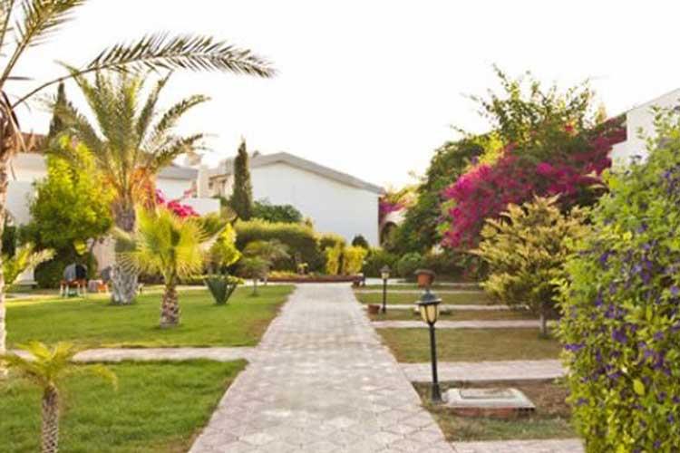 Crystal Rocks Holiday Resort