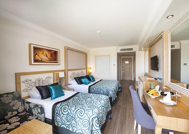 Crystal Waterworld Resort & Spa