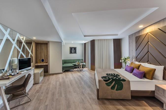 Delphin Be Grand Resort