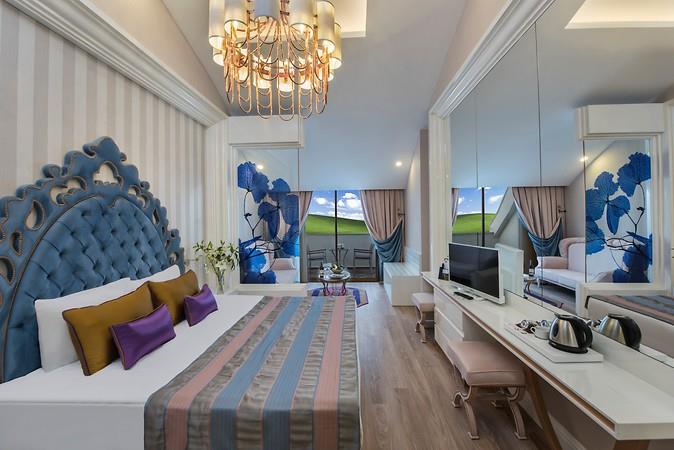 Delphin Be Grand Resort