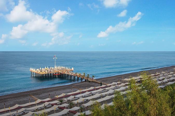 Delphin Deluxe Resort Hotel