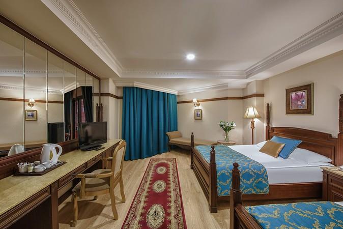 Delphin Palace Hotel Lara